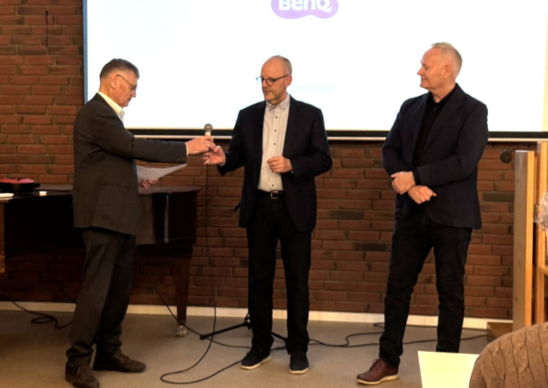 Innkommende presidents møte – og nytt klubbmedlem