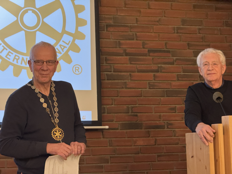 «Farvel Norge! Om 200 års norsk utvandring til USA» v/Journalist og forfatter Sverre Mørkhagen forteller fra sin bok.